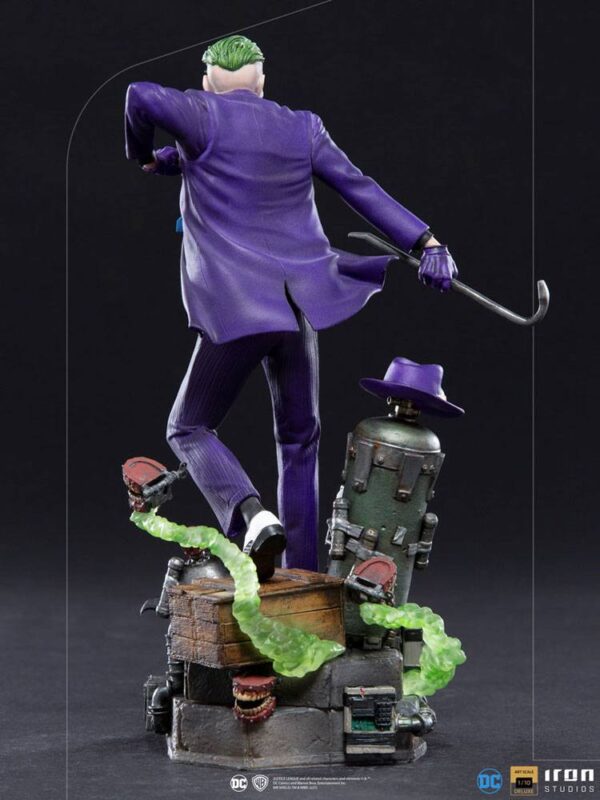 DC Comics Deluxe Art Scale Szobor 1/10 The Joker 23 cm