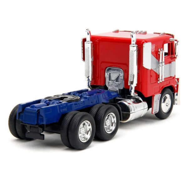 Transformers Diecast Model 1/32 T7 Optimus Prime Truck Transformers Diecast Model 1/32 T7 Optimus Prime Truck