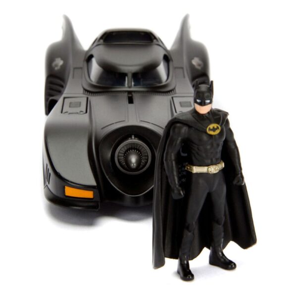 DC Comics Diecast Model 1/24 Batman 1989 Batmobile DC Comics Diecast Model 1/24 Batman 1989 Batmobile