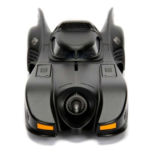DC Comics Diecast Model 1/24 Batman 1989 Batmobile DC Comics Diecast Model 1/24 Batman 1989 Batmobile
