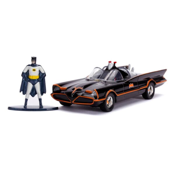 Batman Classic TV Series Diecast Model 1/32 1966 Classic Batmobile with Figura
