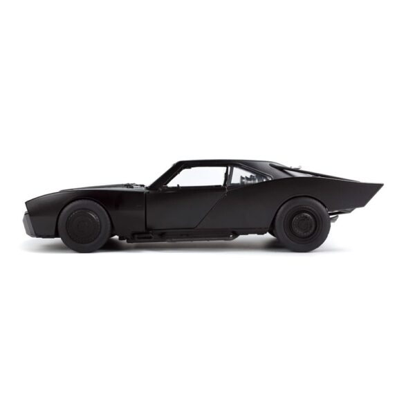 Batman 2022 Hollywood Rides Diecast Model 1/18 2022 Batmobile with Figura