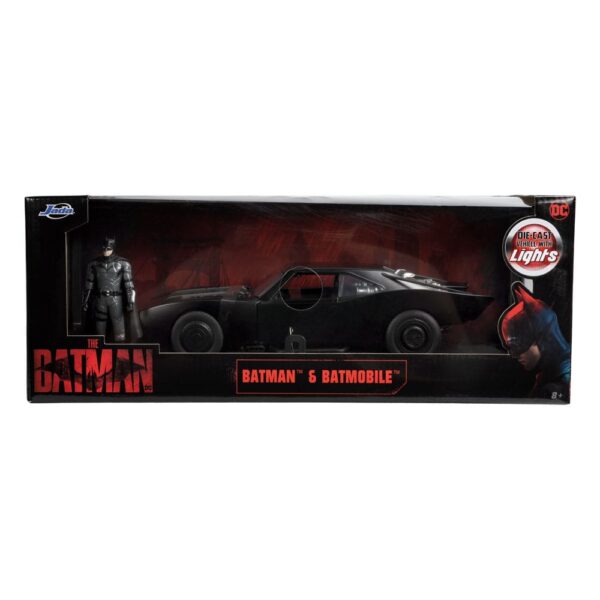 Batman 2022 Hollywood Rides Diecast Model 1/18 2022 Batmobile with Figura