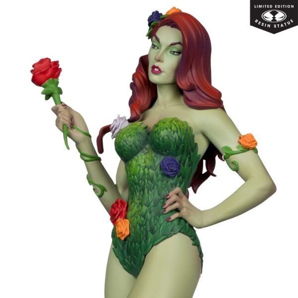 DC Direct Cover Girls Szobor 1/8 Poison Ivy by J. Scott Campbell 24 cm DC Direct Cover Girls Szobor 1/8 Poison Ivy by J. Scott Campbell 24 cm