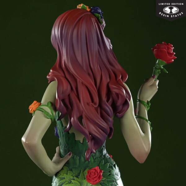 DC Direct Cover Girls Szobor 1/8 Poison Ivy by J. Scott Campbell 24 cm DC Direct Cover Girls Szobor 1/8 Poison Ivy by J. Scott Campbell 24 cm