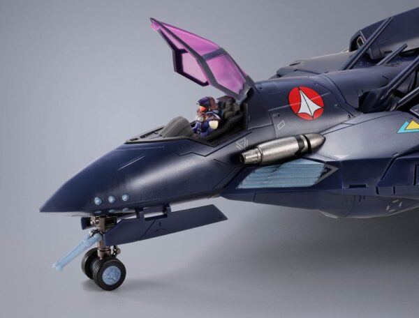 Macross 7 DX Chogokin Akció Figura VF-17S Nightmare Stealthvalkyrie (Gamlin Kizaki use) 25 cm