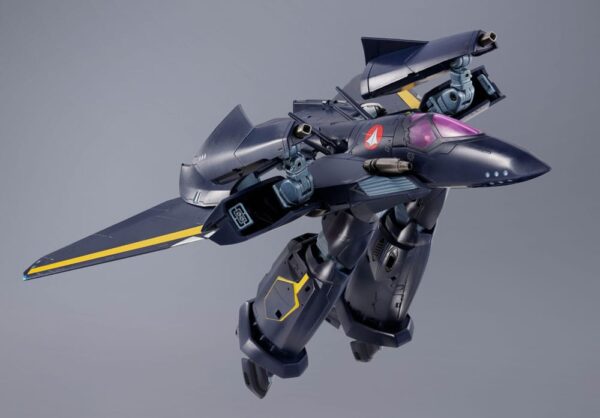 Macross 7 DX Chogokin Akció Figura VF-17S Nightmare Stealthvalkyrie (Gamlin Kizaki use) 25 cm