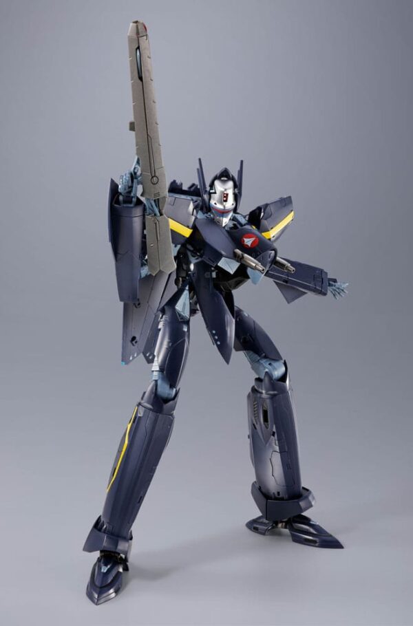 Macross 7 DX Chogokin Akció Figura VF-17S Nightmare Stealthvalkyrie (Gamlin Kizaki use) 25 cm