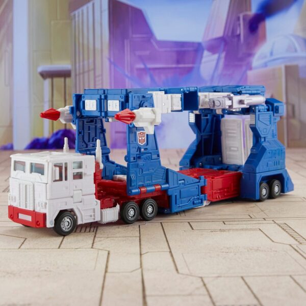 The Transformers: The Movie Generations Studio Series Commander Class Akció Figura 86-21 Ultra Magnus 24 cm