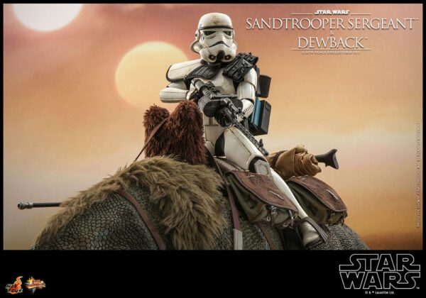 Star Wars Episode IV Akció Figura 2-Pack 1/6 Sandtrooper Sergeant & Dewback 30 cm