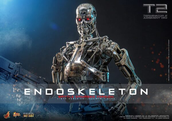 Terminator 2: Judgment Day Movie Masterpiece Akció Figura 1/6 Endoskeleton (Battle Damaged Version) 31 cm