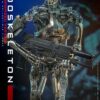 Terminator 2: Judgment Day Movie Masterpiece Akció Figura 1/6 Endoskeleton (Battle Damaged Version) 31 cm