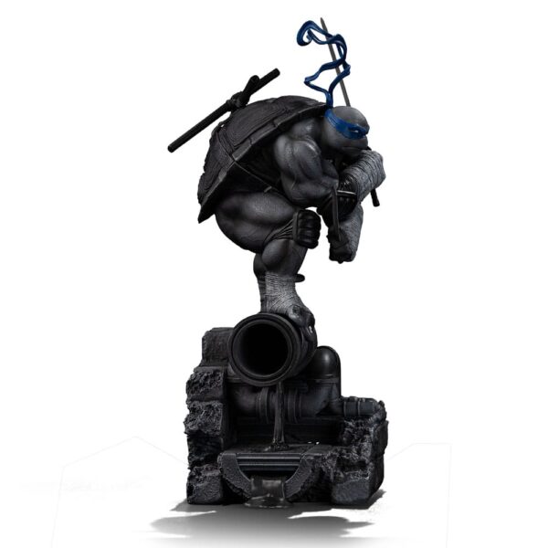 Teenage Mutant Ninja Turtles Art Scale Szobor 1/10 Leonardo Black and White Variant 26 cm heo exclusive