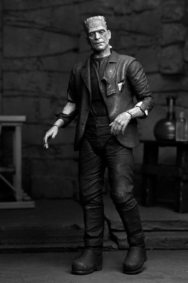 Universal Monsters Akció Figura Ultimate Frankenstein's Monster (Bride of Frankenstein) (B&W) 18 cm