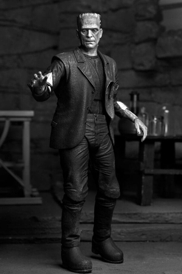Universal Monsters Akció Figura Ultimate Frankenstein's Monster (Bride of Frankenstein) (B&W) 18 cm