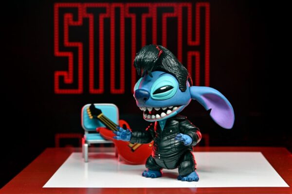 Lilo & Stitch Akció Figura Ultimate Singer Elvis Stitch 7 cm