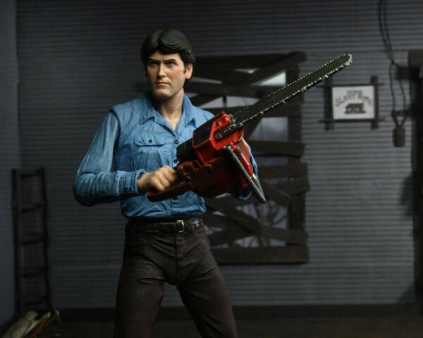The Evil Dead Akció Figura Ultimate Ash 18 cm