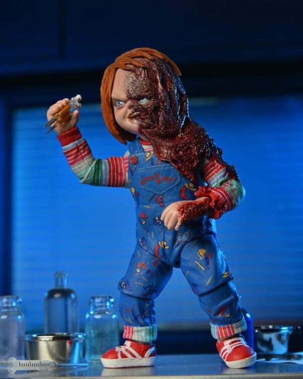 Child´s Play Akció Figura Chucky (TV Series) Ultimate Chucky 18 cm