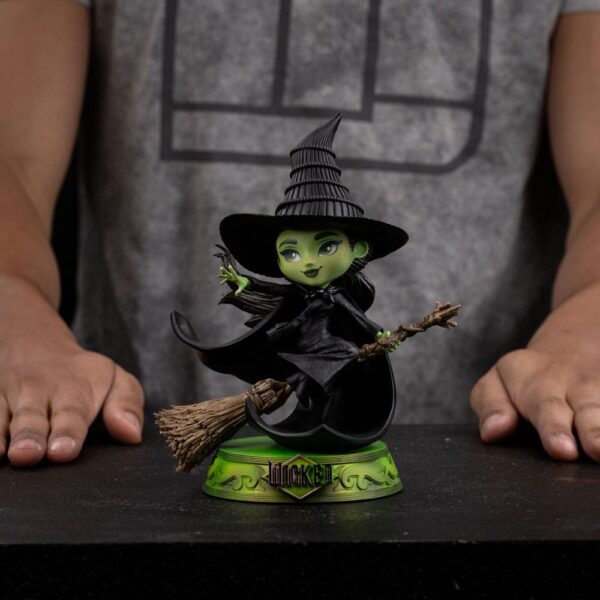 Wicked Mini Co. PVC Figura Elphaba 18 cm Wicked Mini Co. PVC Figura Elphaba 18 cm
