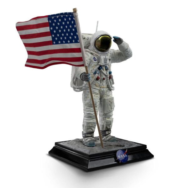 NASA Art Scale Szobor 1/10 Apollo 11 Astronaut 23 cm