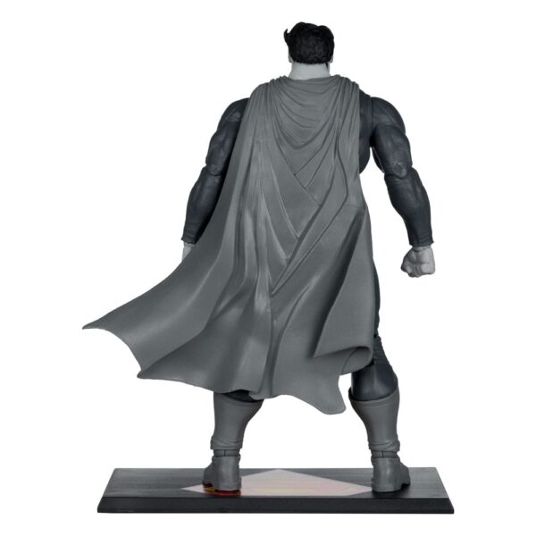 DC Multiverse Akció Figura Superman (The Dark Knight Returns) (Black & White Accent Edition) (Gold Label) 18 cm DC Multiverse Akció Figura Superman (The Dark Knight Returns) (Black & White Accent Edition) (Gold Label) 18 cm