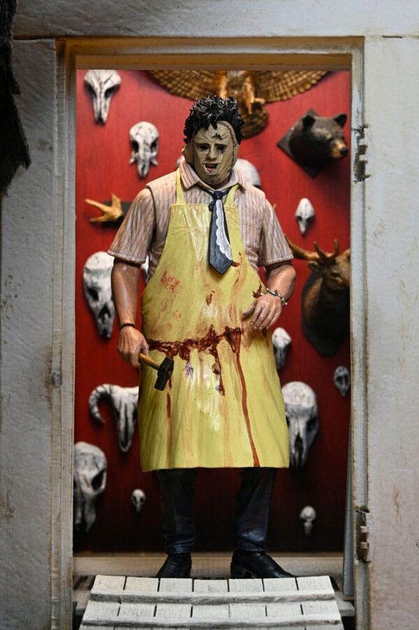 Texas Chainsaw Massacre Clothed Akció Figura Leatherface 50th Anniversary 20 cm