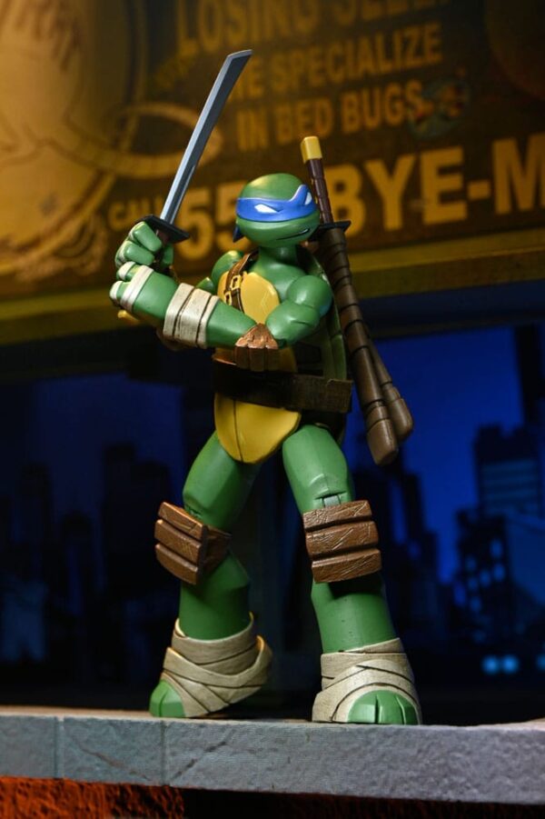 Teenage Mutant Ninja Turtles Akció Figura Ultimate Leonardo 18 cm