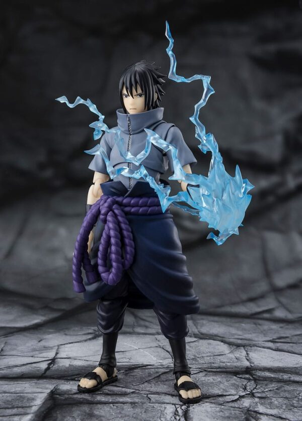 Naruto S.H.Figuarts Akció Figura Sasuke Uchiha Solitary Shinobi 15 cm