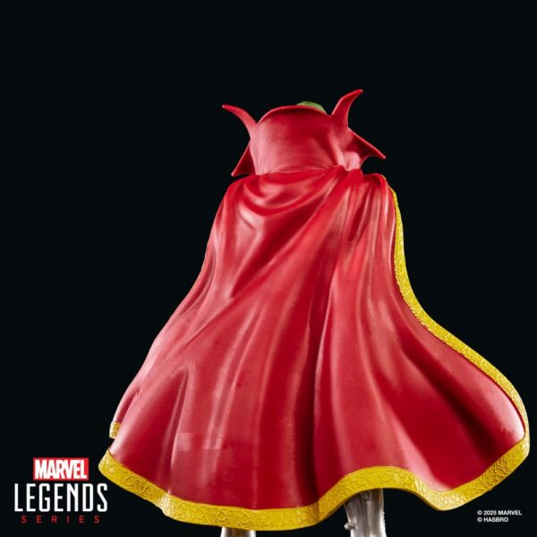 Marvel Legends Akciófigur Emperor Doom 15 cm