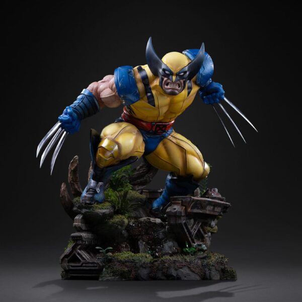 Marvel Legacy Replika Szobor 1/4 Wolverine 38 cm