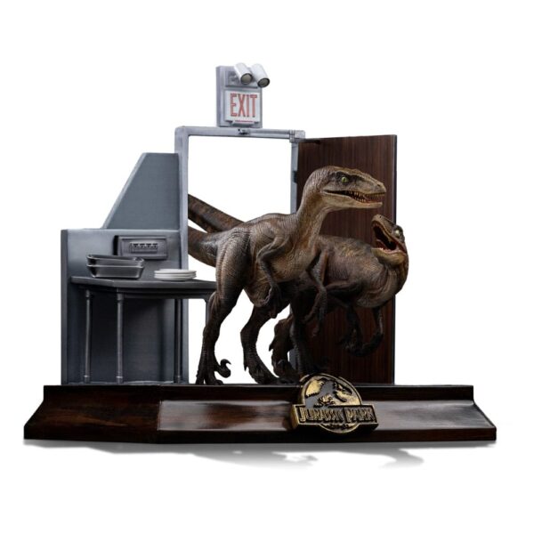 Jurassic Park Art Scale Szobor 1/10 Raptors at the Kitchen's Door 28 cm