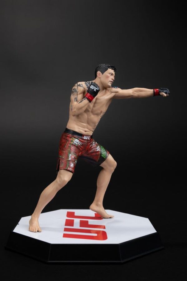 UFC Posed PVC Szobor Brandon Moreno 16 cm