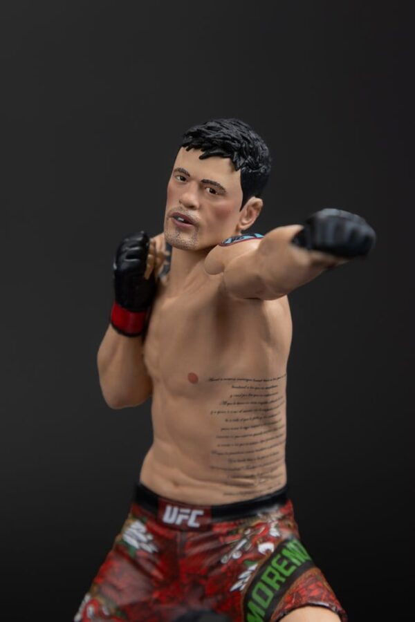 UFC Posed PVC Szobor Brandon Moreno 16 cm