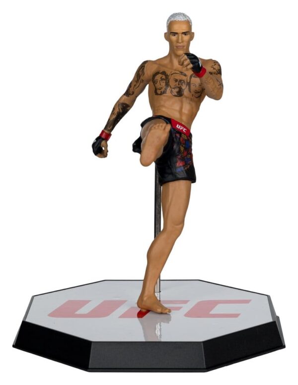 UFC Posed PVC Szobor Charles Oliveira 17 cm