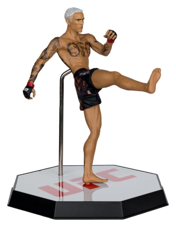 UFC Posed PVC Szobor Charles Oliveira 17 cm