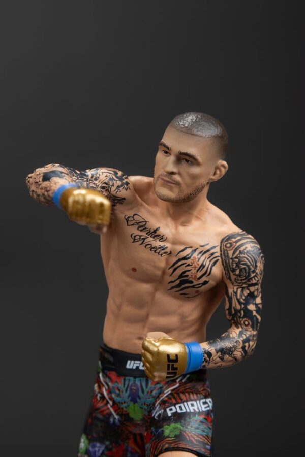 UFC Posed PVC Szobor Dustin Poirier 16 cm