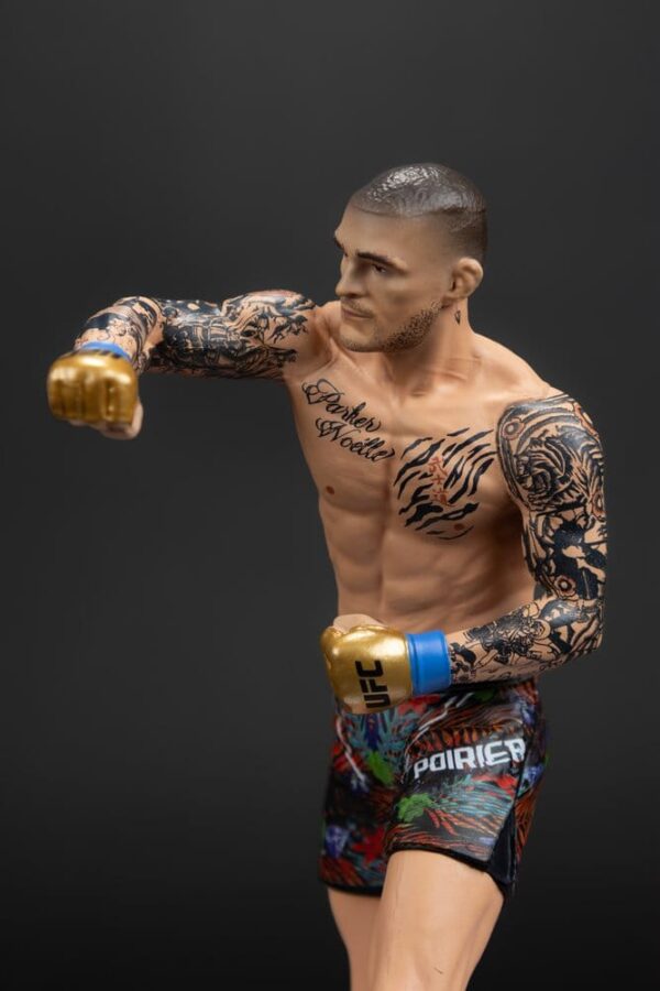 UFC Posed PVC Szobor Dustin Poirier 16 cm