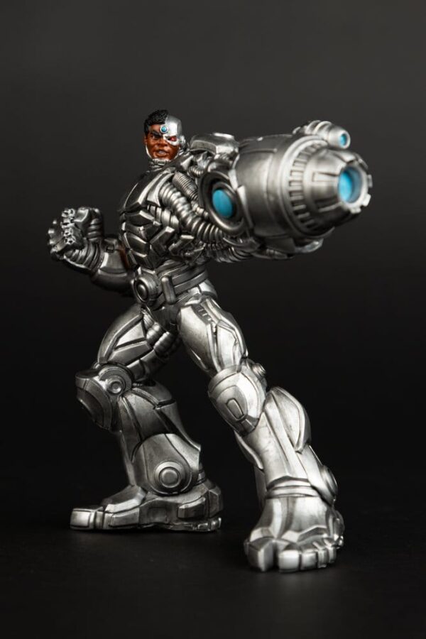 DC Direct Collector Vinyl Szobor Cyborg 12 cm