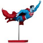 DC Direct Superman Red & Blue Szobor 1/10 Superman by Lee Bermejo 26 cm
