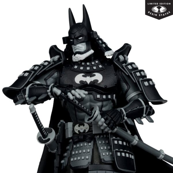 DC Direct Batman Black & White Szobor 1/10 Batman Ninja 20 cm