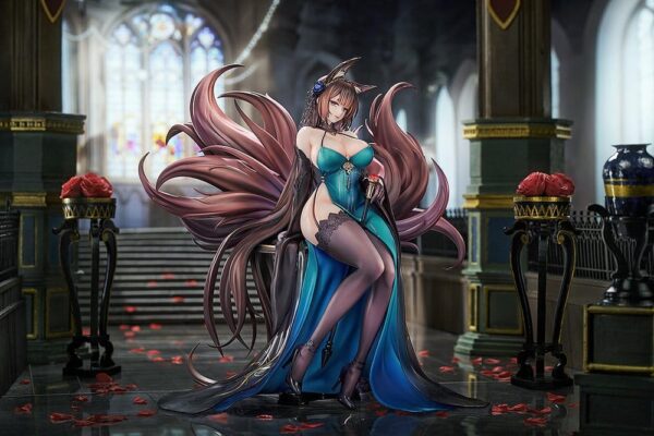 Azur Lane PVC Szobor 1/7 Amagi: Throne of Fallen Petals Ver. 27 cm