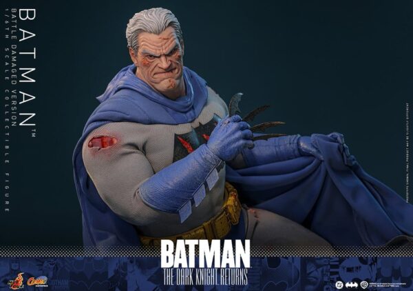 Batman: The Dark Knight Returns Comic Masterpiece Akció Figura 1/6 Batman (Battle Damaged Version) 32 cm