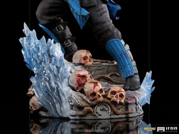 Mortal Kombat Art Scale Szobor 1/10 Sub-Zero 23 cm