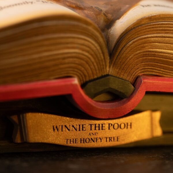 Disney Classics Deluxe Art Scale Szobor 1/10 Winnie the Pooh and Friends (100th Anniversary) 31 cm Disney Classics Deluxe Art Scale Szobor 1/10 Winnie the Pooh and Friends (100th Anniversary) 31 cm