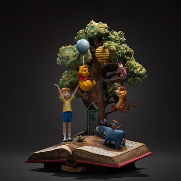 Disney Classics Deluxe Art Scale Szobor 1/10 Winnie the Pooh and Friends (100th Anniversary) 31 cm Disney Classics Deluxe Art Scale Szobor 1/10 Winnie the Pooh and Friends (100th Anniversary) 31 cm