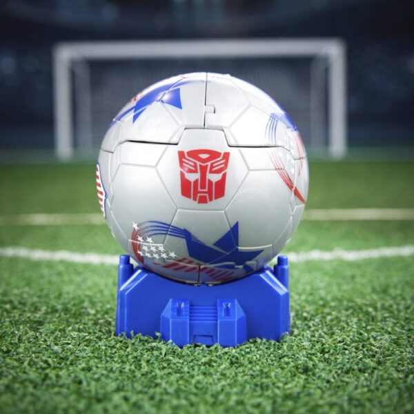 Transformers x US Soccer Federation Akció Figura Breakaway 14 cm