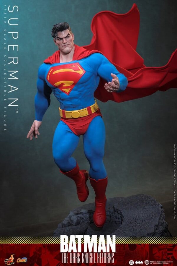 Batman: The Dark Knight Returns Comic Masterpiece Akció Figura 1/6 Superman 34 cm