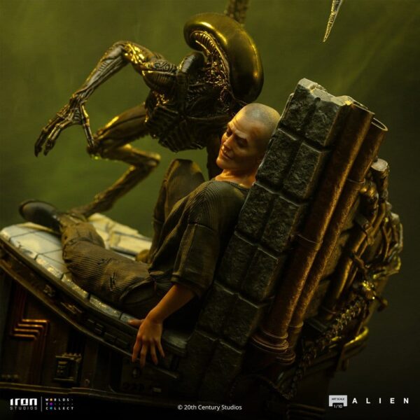 Alien 3 Art Scale Szobor 1/10 Ellen Ripley and Dog Alien 23 cm