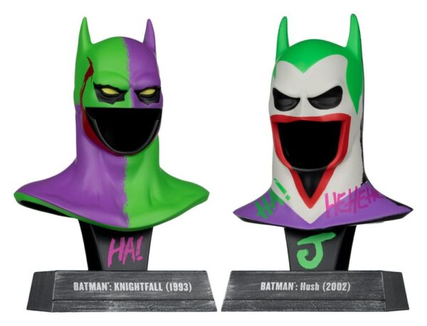 Batman DC Direct Mini Replika 1/3  2-pack Batman Cowls Hush & Knightfall (Jokerized) (Gold Label) 18 cm