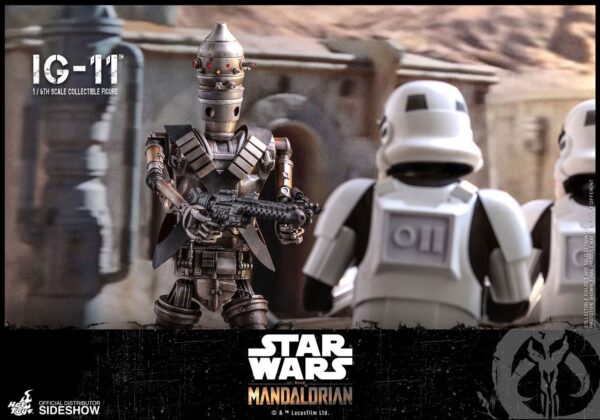 Star Wars The Mandalorian Akció Figura 1/6 IG-11 36 cm